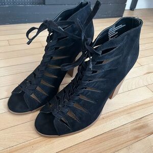 Melrose and Market Black Lace-Up Block Heels